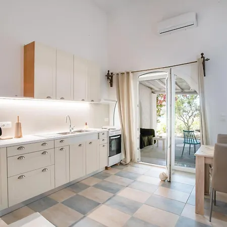 Maggano Paros 3 Apartamento Angairiá