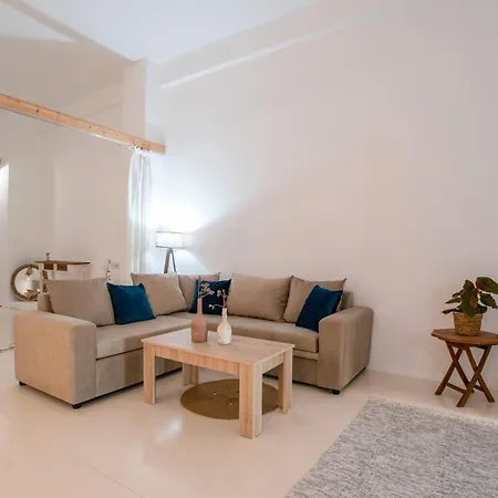 Maggano Paros 3 Apartamento Angairiá